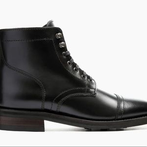 Captain -  Thursday Chrome Leather